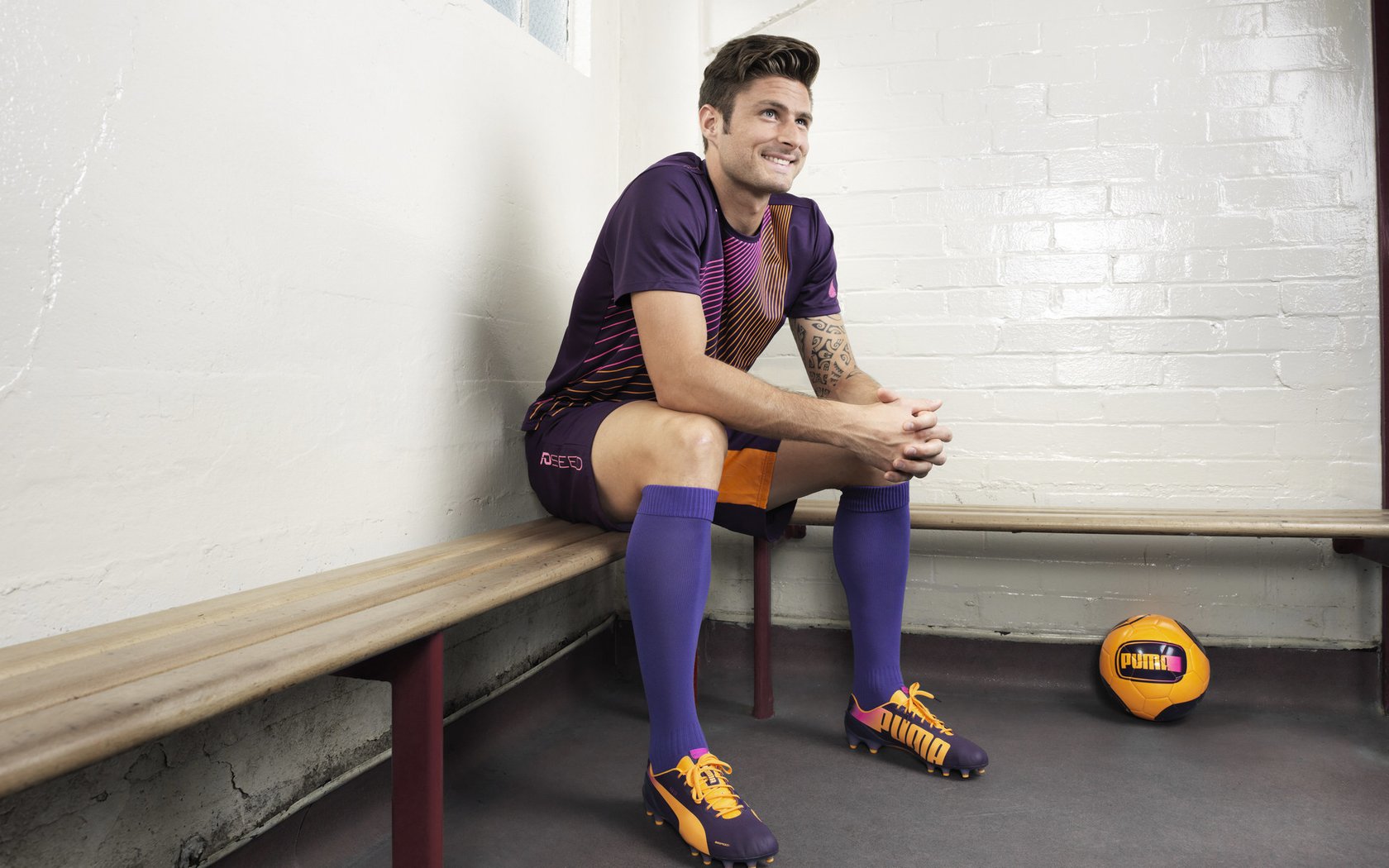 陕西队球员在比赛中取得重要胜利,实力显著增强,陕西足球队队员名单